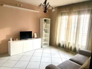 Tride House - Apartment 100sqm 5 min from Turin - Nichelino