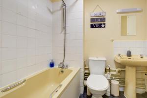Spacious 2 Bed Apartment South London
