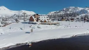 尼夫德尔克罗SPA酒店 - 卡薇亚惠