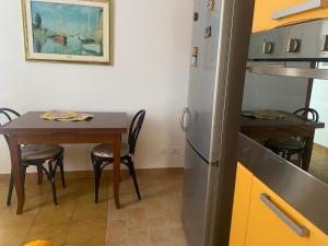 M420 - Marcelli, comodo trilocale con doppio terrazzo e aria condizionata