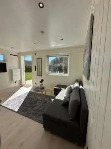 Kaldvell Stays Central - New Apartment - 比尔克兰