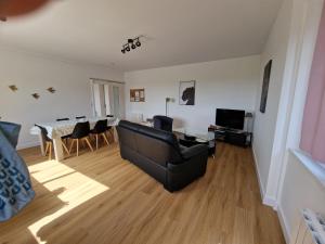 Maison de ville à saint coulomb