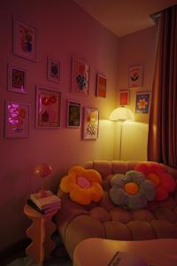 Hugging Homestay - Ecopark