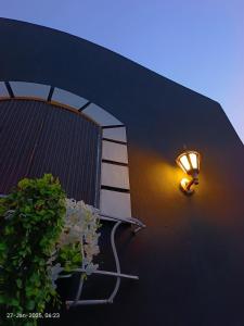 Caveman guest house