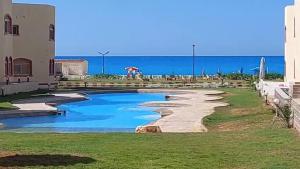 شاليه للايجار الساحل الشمالي قرية بيرلا مارينا chalet North coast perla marina village