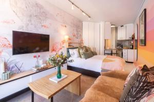 Elegant Studio by the Sea