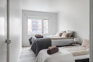 2BR Apartment near Harbor and Center with Free Parking