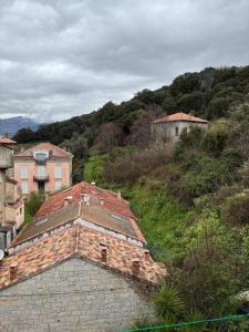 Appartements Appartement Sainte Lucie de Tallano,2 personnes au centre du village : photos des chambres