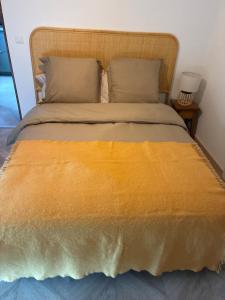 Appartement Sainte Lucie de Tallano,2 personnes au centre du village