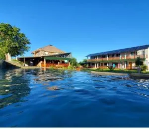 Guest Room with Jacuzzi at Dani's - Castellalito