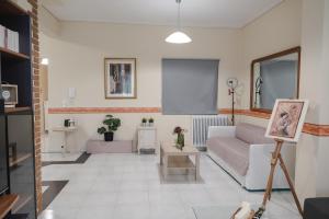 Zoes apartment by the sea