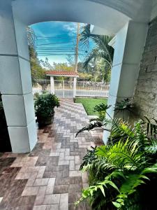 Casa Lomas en Zona Dorada, 5 minutos de la playa