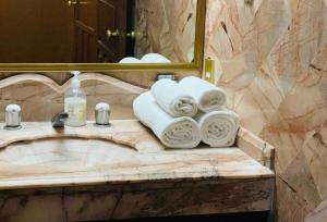 Casa Lomas en Zona Dorada, 5 minutos de la playa