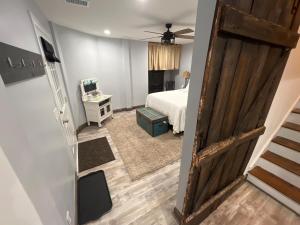 Luxurious Lower Level