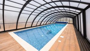 Apartament z Basenem i ogródkiem Baltic Sun B21 - Ubytování bez kategorie ve městě Sztutowo