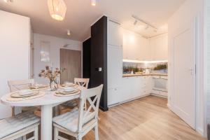 Apartament z Basenem i ogródkiem Baltic Sun B21