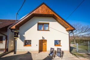 Vinoza - ubytování a vinný sklep Moravský Žižkov