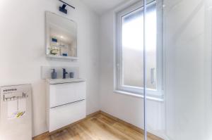 Appartements Moderne appartement I 1 chambre I Secteur Gare LHoumeau : photos des chambres