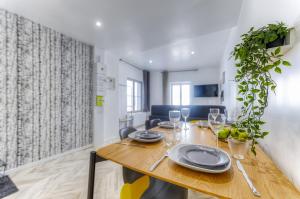 Appartements Moderne appartement I 1 chambre I Secteur Gare LHoumeau : photos des chambres