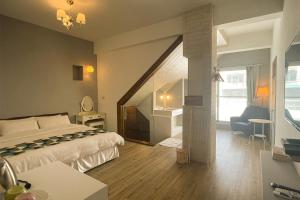 Phòng Giường Đôi Nhìn Ra Núi (Double Room with Mountain View)