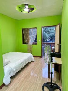 Kiarra Krisxia Lodge 2