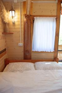 GoldenSeaView TreeHouse