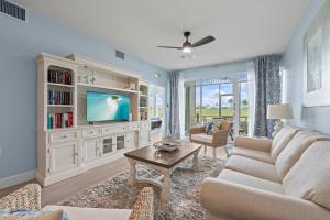 Golf Condo Views With Resort Pool and Amenities