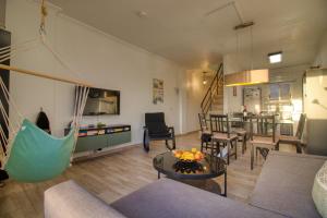 Casa Canaria bei Golf del Sur mit Meerblick Jacuzzi 4 Schlafzimmer und 2 Badezimmer perfekt für Familien und Gruppen