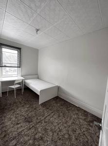 Rooms available downtown Winnipeg
