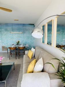 Alanzana Vista al Mar y Piscina Reserva del Higueron Benalmádena Málaga