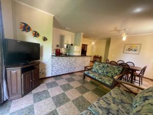 Ubatuba Praia Das Toninhas - Salema 16B