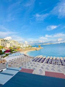 Sun Beachfront Apartments