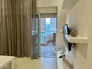 Sun Beachfront Apartments