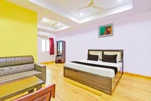 Hotel O Nandhi Inn - Vemalwāda