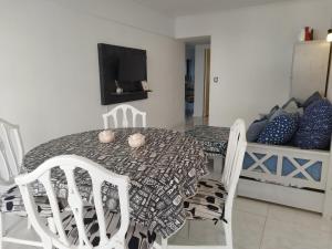 MEIR XII, céntrico con cochera a metros del Casino