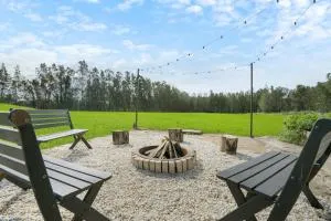 The Ranch - Coastal Farmhouse bringing family and friends together - Mullwee