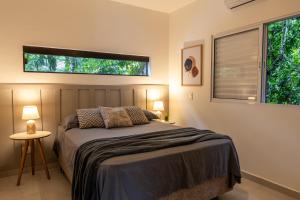 Casa em Ubatuba com incrível vista para o mar e mata Atlântica