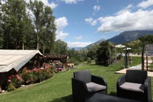 Campings Camping-Hotel de Plein Air Les 2 Bois : photos des chambres