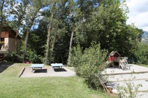 Campings Camping-Hotel de Plein Air Les 2 Bois : photos des chambres