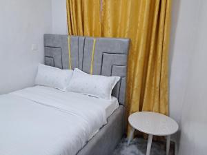 Nash Issah homes-Tel Aviv Apartment