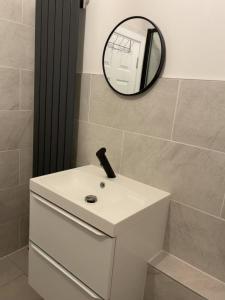 Spacious Room in London Elephant and Castle