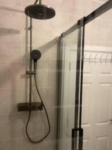 Spacious Room in London Elephant and Castle