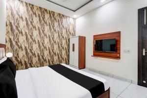 Hotel O ABHIRAJ HOTEL AND RESTAURANT