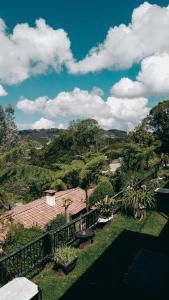 Oru Forest Retreat & Eco Lodge, just 15 minutes from the airport