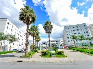 Apartamento ao Lado do Terminal do Pinheirinho Curitiba - 阿劳卡里亚