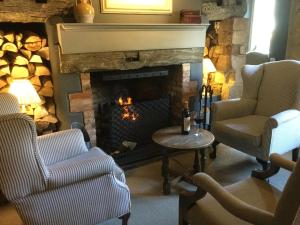 The Brownlow Arms Inn