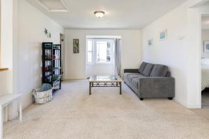Ocean View Family & Couple Getaway