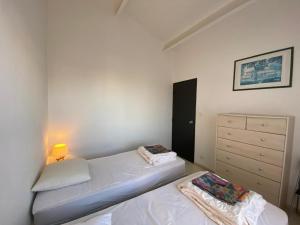 Appartement T2 avec terrasse et parking à 50m de la plage - FR-1-413-257