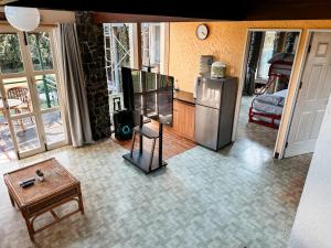 De Villa Istana Bunga Lembang by YourHome