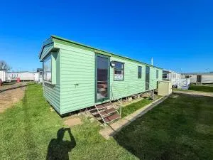 8 Berth Caravan With Free Wifi At Heacham Holiday Park In Norfolk Ref 21008E - Wolferton